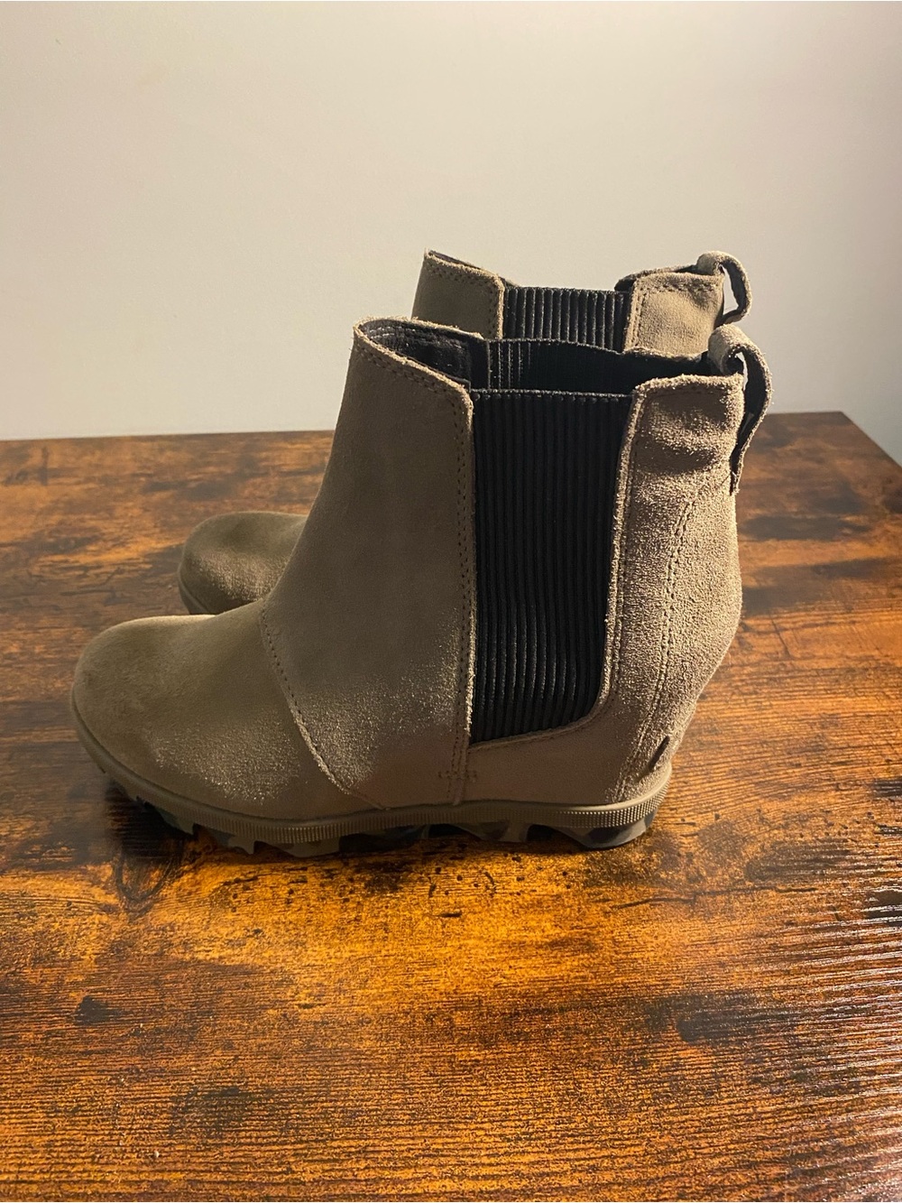 Sorel Joan of Arctic Next Light Chelsea Wedge with Camo Sole